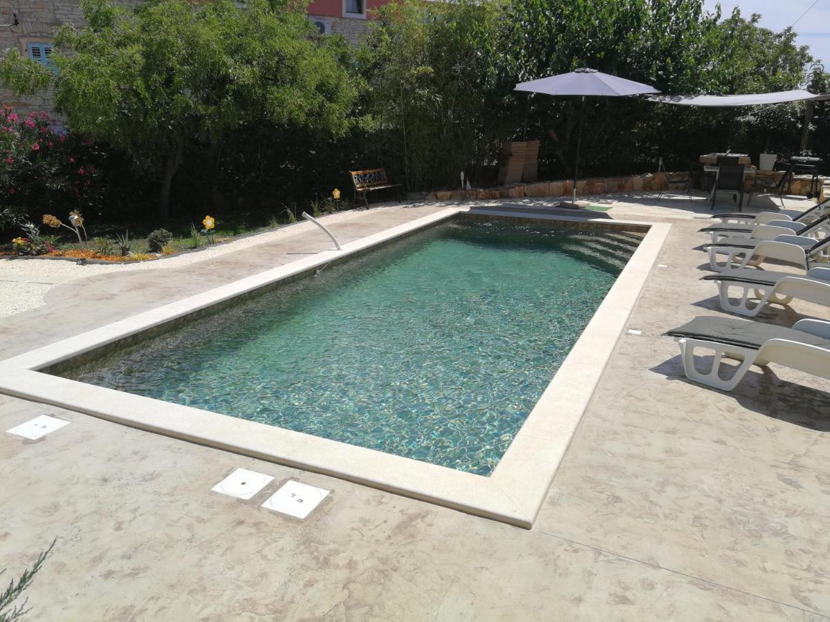 Eti And Mia Holiday Apartments Muntić 外观 照片