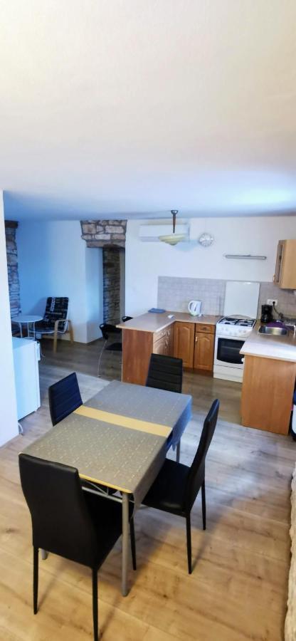 Eti And Mia Holiday Apartments Muntić 外观 照片
