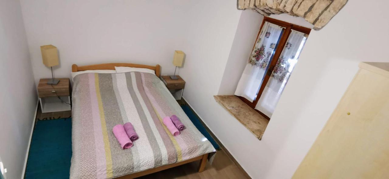 Eti And Mia Holiday Apartments Muntić 外观 照片
